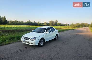 Хэтчбек Geely MR 2008 в 