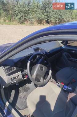 Хэтчбек Geely MR 2008 в 