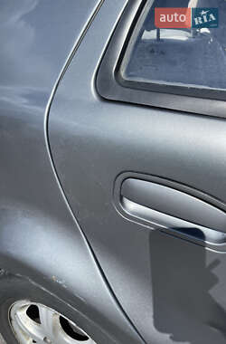 Хэтчбек Geely MR 2010 в 
