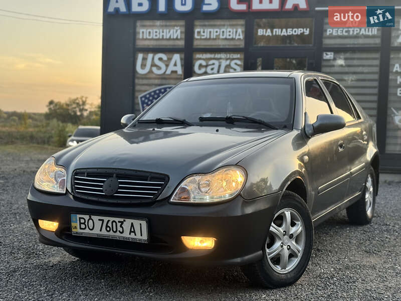Хэтчбек Geely MR 2007 в 