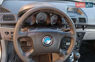 Хэтчбек Geely MR 2008 в 