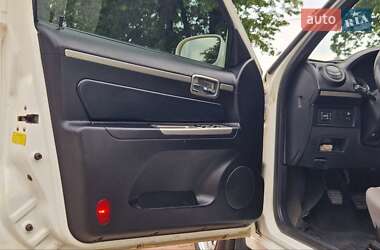 Хетчбек Geely MR 2009 в 