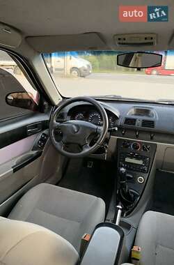Седан Geely MR 2008 в 