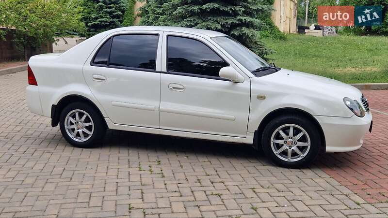 Хетчбек Geely MR 2009 в Харкові