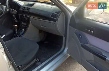 Хэтчбек Geely MR 2008 в 