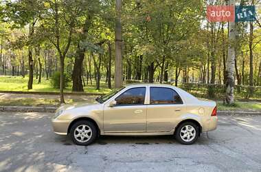 Хетчбек Geely MR 2007 в 