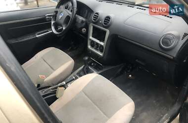 Хэтчбек Geely MR 2009 в 