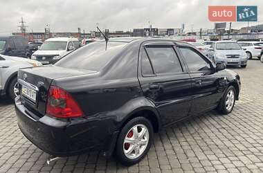 Седан Geely MR 2011 в 