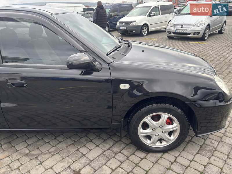 Седан Geely MR 2011 в Чернівцях