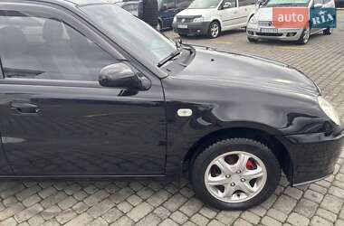 Седан Geely MR 2011 в 