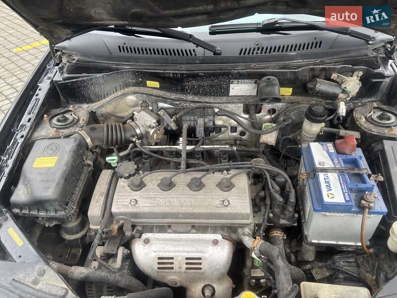 Седан Geely MR 2011 в Чернівцях