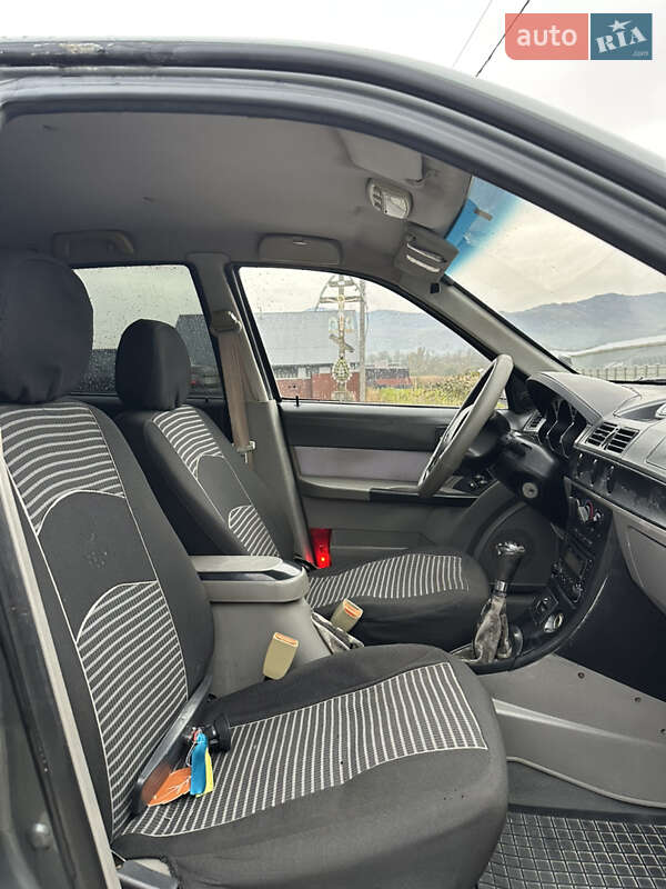 Хетчбек Geely MR 2008 в Бедевлі фото 11 Хетчбек Geely MR 2008 в Бедевлі