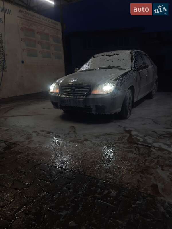 Хетчбек Geely MR 2007 в Сумах фото 3 Хетчбек Geely MR 2007 в Сумах