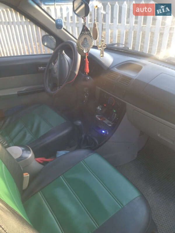 Хетчбек Geely MR 2007 в Шаргороді фото 3 Хетчбек Geely MR 2007 в Шаргороді