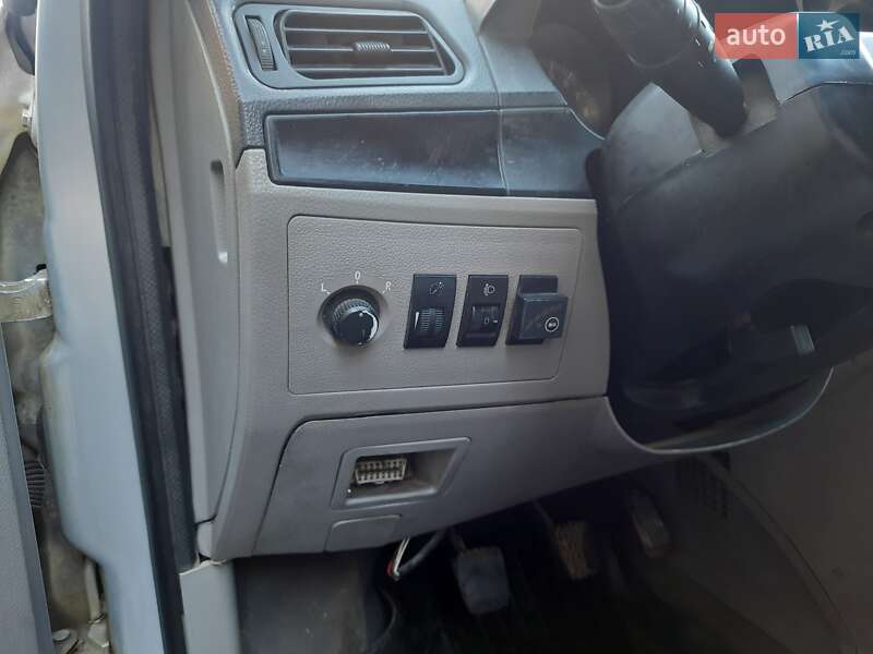 Хетчбек Geely MR 2008 в Одесі фото 9 Хетчбек Geely MR 2008 в Одесі