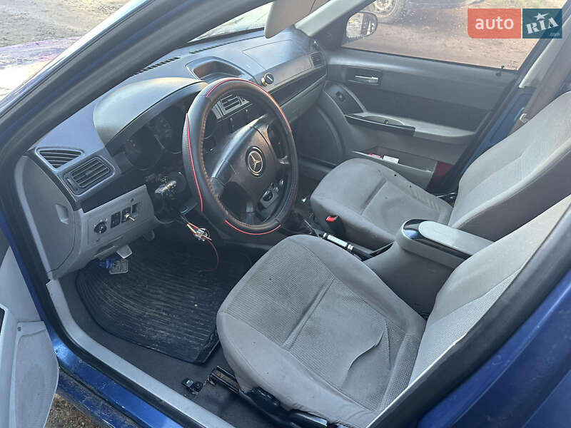 Хэтчбек Geely MR 2008 в Стрые