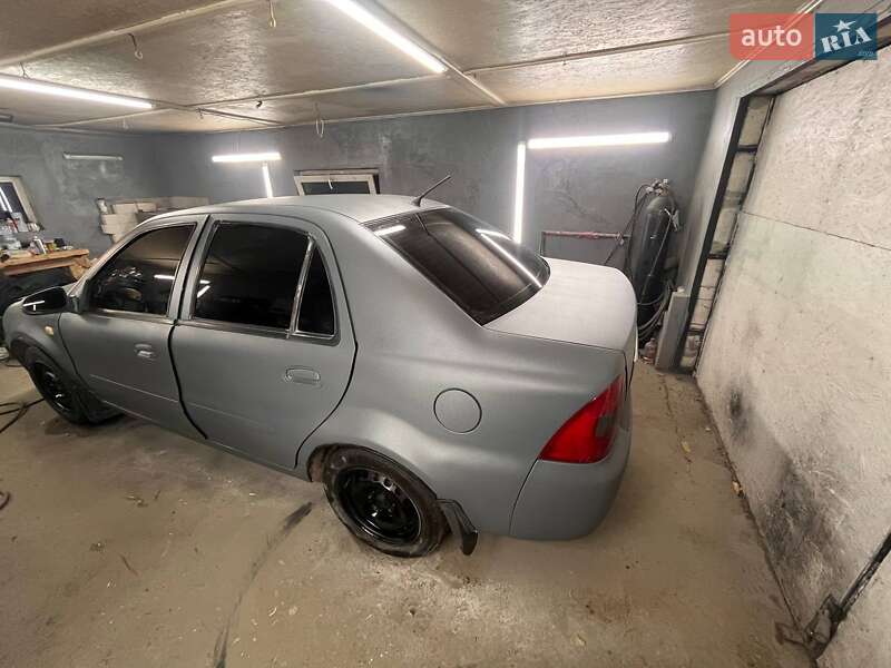 Хэтчбек Geely MR 2008 в Бобрке