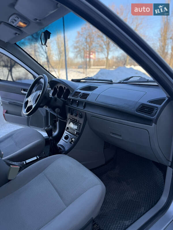 Хэтчбек Geely MR 2008 в Хмельницком фото 24 Хэтчбек Geely MR 2008 в Хмельницком