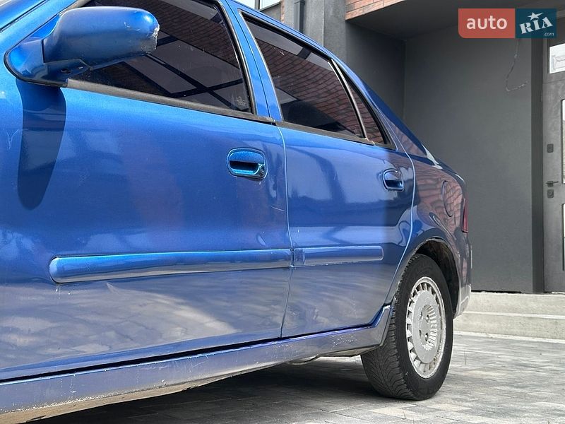 Хетчбек Geely MR 2008 в Луцьку