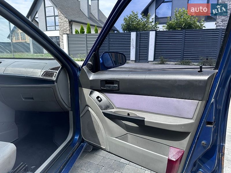 Хэтчбек Geely MR 2008 в Луцке фото 21 Хэтчбек Geely MR 2008 в Луцке
