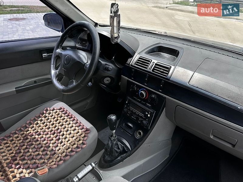 Хэтчбек Geely MR 2008 в Луцке фото 24 Хэтчбек Geely MR 2008 в Луцке