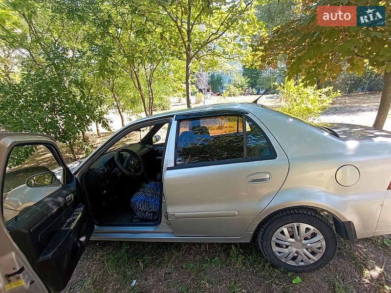 Хэтчбек Geely MR 2009 в Запорожье