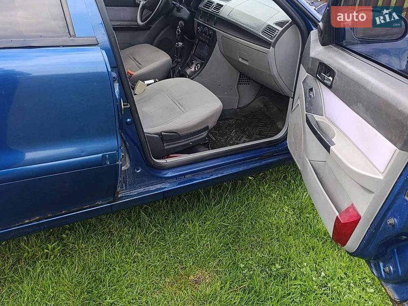 Хетчбек Geely MR 2008 в Жовкві фото 3 Хетчбек Geely MR 2008 в Жовкві