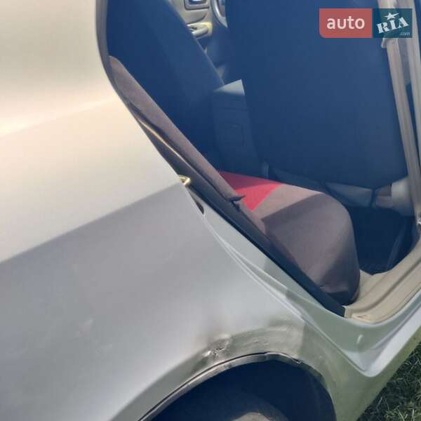 Седан Geely SL 2011 в Ровно фото 16 Седан Geely SL 2011 в Ровно