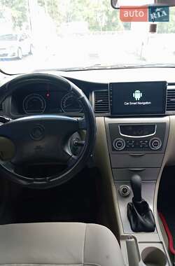 Седан Geely SL 2011 в 