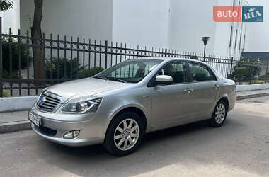 Седан Geely SL 2013 в Львові
