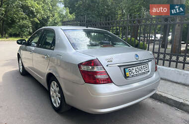 Седан Geely SL 2013 в 