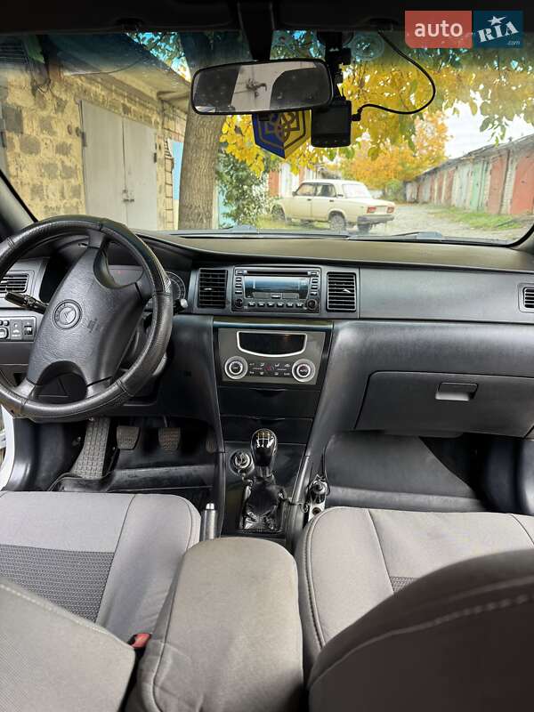 Седан Geely SL 2011 в Кривом Роге фото 6 Седан Geely SL 2011 в Кривом Роге