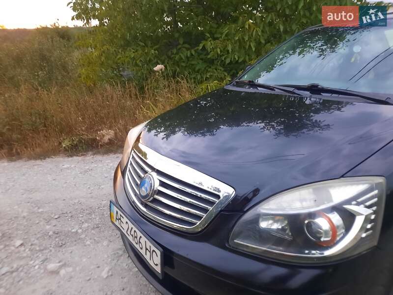 2012 Geely SL, VIN LJU8844S7CS024401:plate — zdjęcie 1 (autoria)