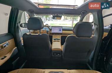 Внедорожник / Кроссовер Geely Starship 7 2025 в 