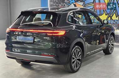 Позашляховик / Кросовер Geely Starship 7 2025 в 