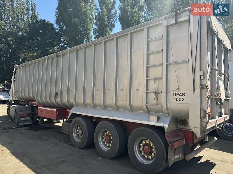 Самоскид напівпричіп General Trailers DF28CJ5 2003 в Одесі
