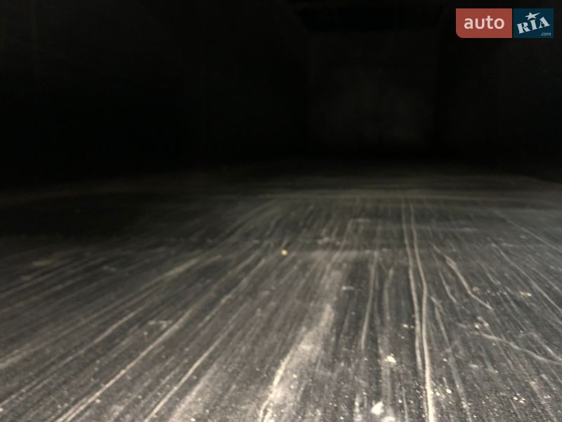 Зерновоз - напівпричіп General Trailers GT Optiliner 2001 в Львові