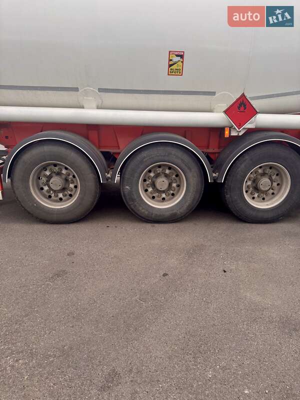Цистерна General Trailers SYY 2002 в Киеве