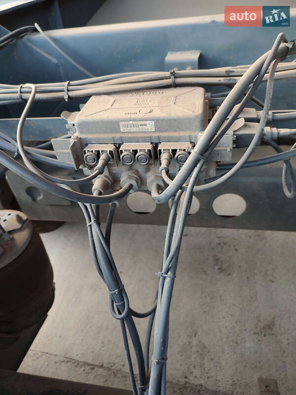 Зерновоз - полуприцеп General Trailers TF 2004 в Черновцах фото 28 Зерновоз - полуприцеп General Trailers TF 2004 в Черновцах