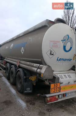 Цистерна полуприцеп General Trailers ТХ34 2002 в 