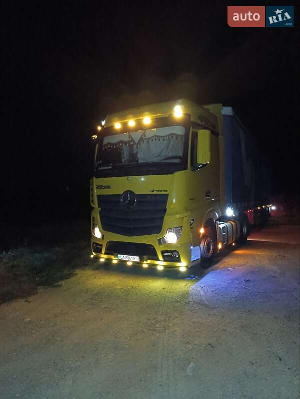 Тентований борт (штора) - напівпричіп General Trailers ТХ34 2004 в Вінниці фото 25 Тентований борт (штора) - напівпричіп General Trailers ТХ34 2004 в Вінниці