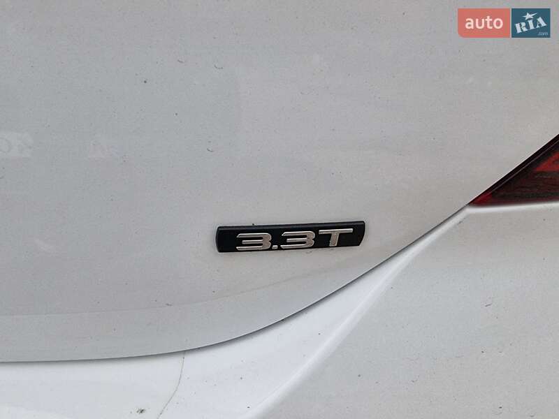 Седан Genesis G70 2022 в Киеве