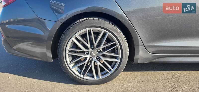 Седан Genesis G70 2018 в Одессе