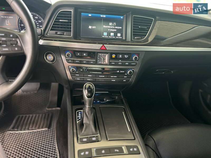 Седан Genesis G80 2016 в Николаеве