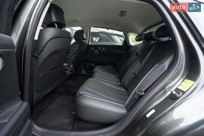 Седан Genesis G80 2022 в Львове