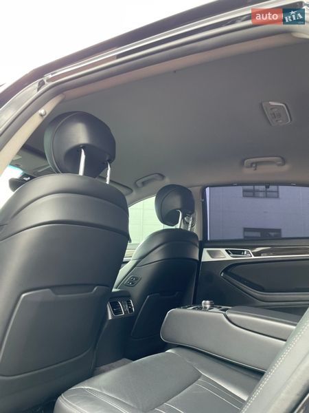 Седан Genesis G80 2016 в Ровно