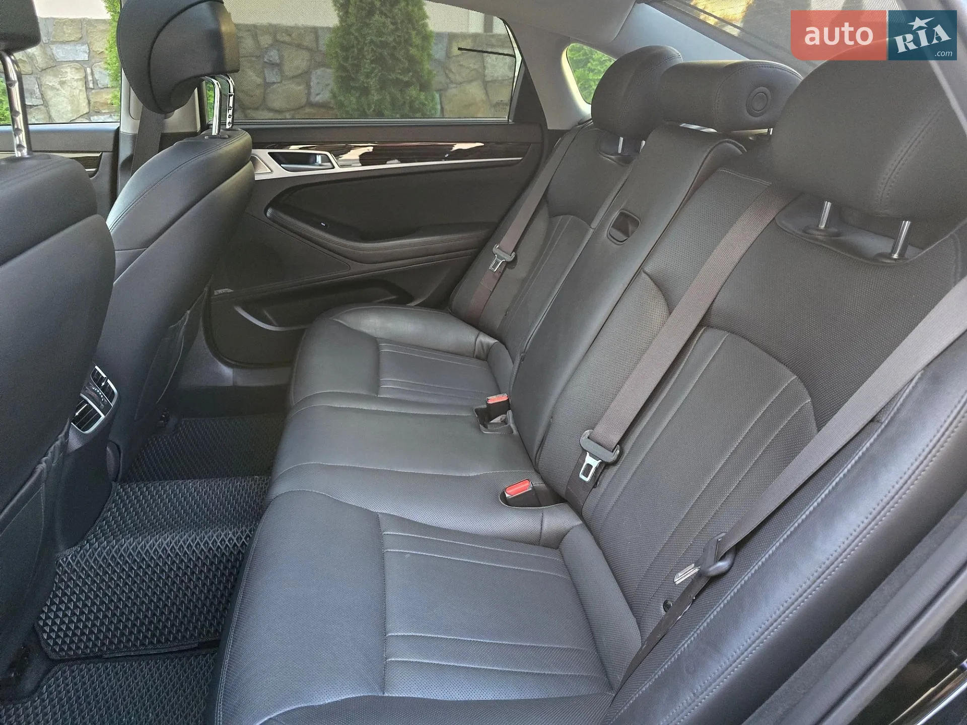 2017 Genesis G80 - мініатюра 36