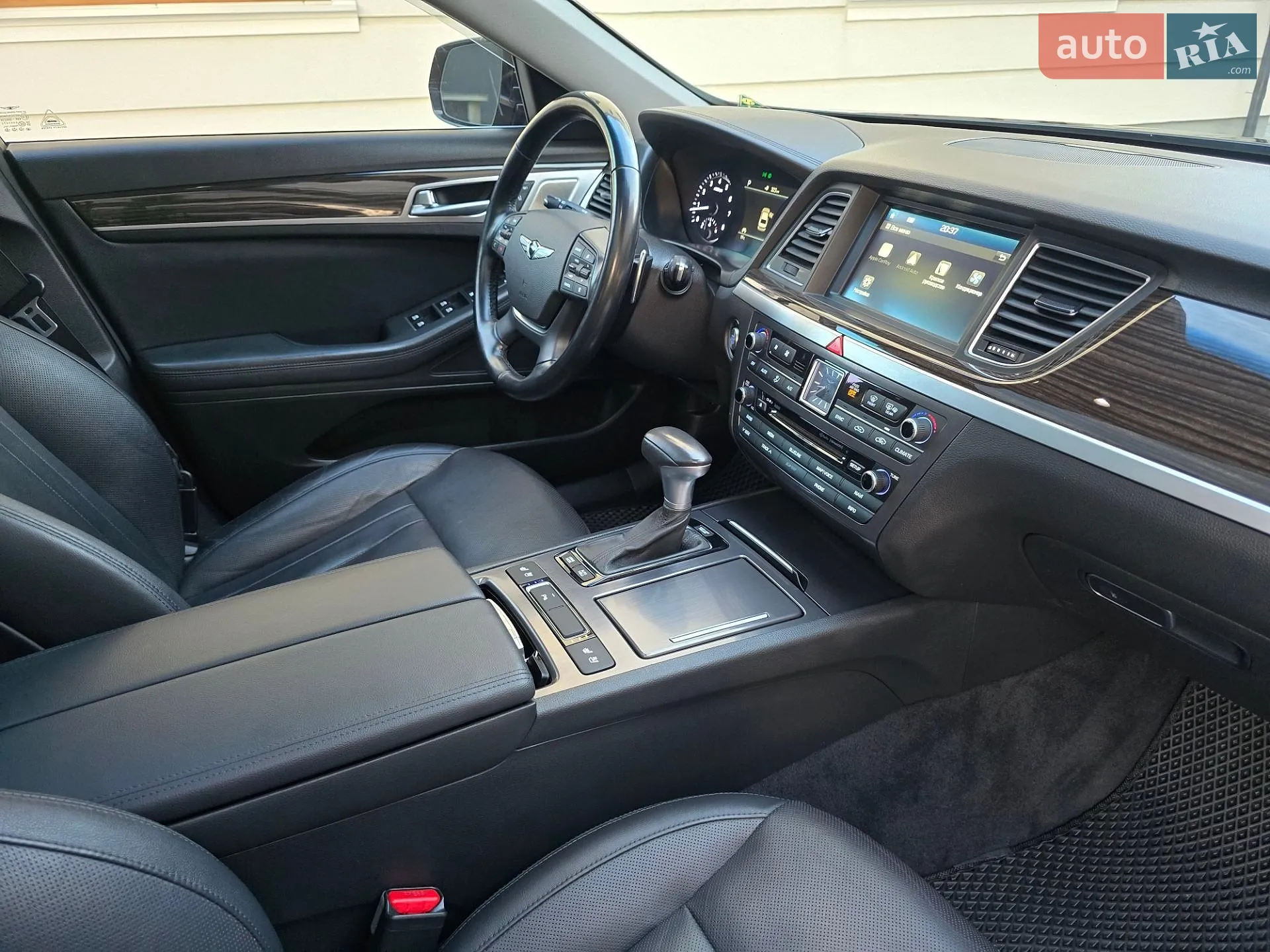 2017 Genesis G80 - мініатюра 41
