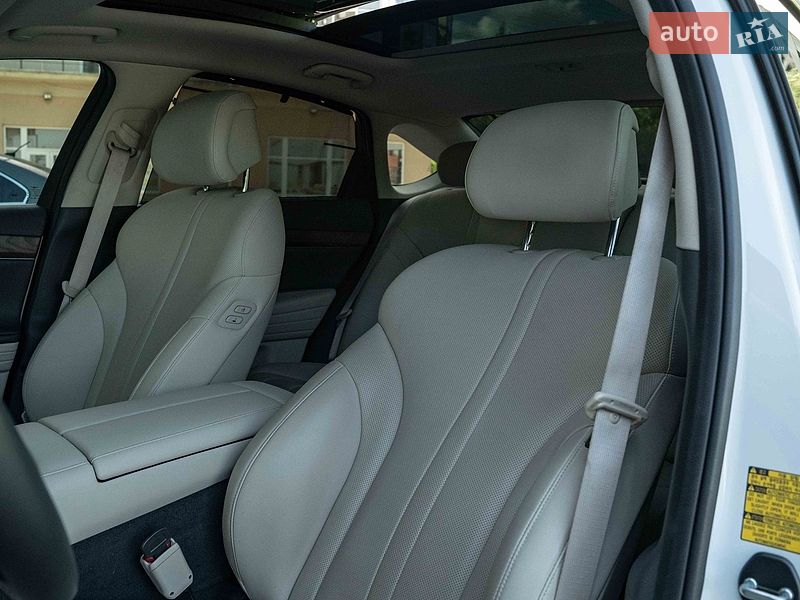 Седан Genesis G80 2022 в Сторожинце