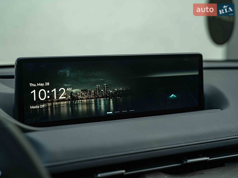Седан Genesis G80 2022 в Сторожинце